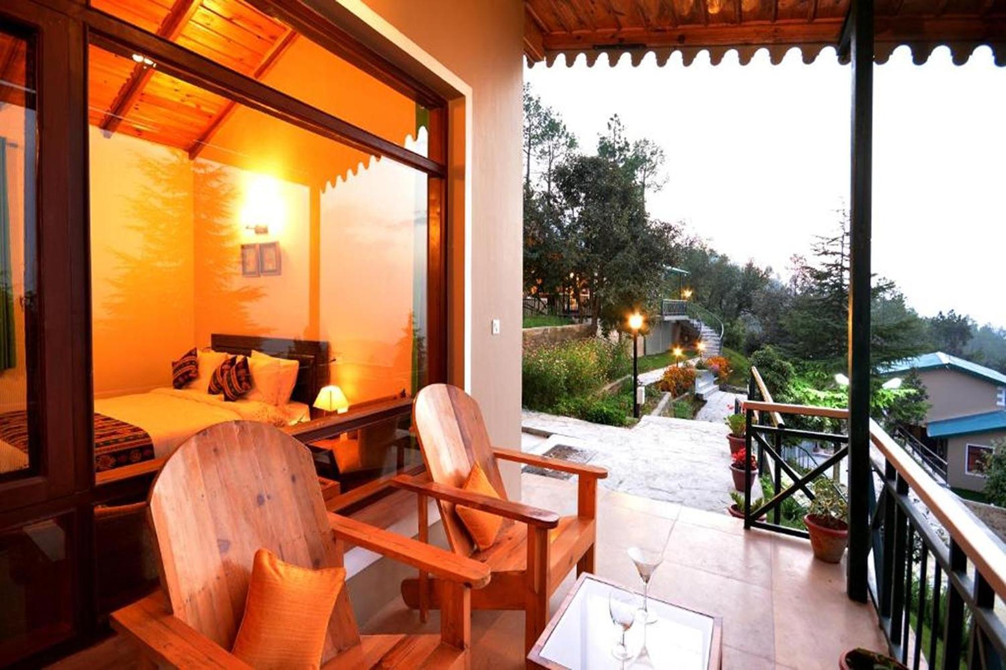 Blusalzz Escapade Anant Rasa Resort - Ranikhet Shitlakhet Buitenkant foto